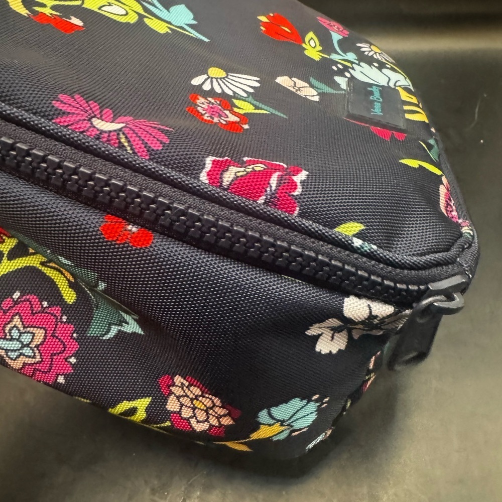 Vera Bradley Lunch Bunch Bag~~Clean~ Itsy Bitys Floral Bag Work School Travel - Picture 7 of 9
